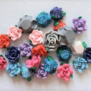 FIMO virágok több színben (2120) - kellékek & szerszámok - gyöngyfűzés kellékek - műanyag gyöngy - Meska.hu