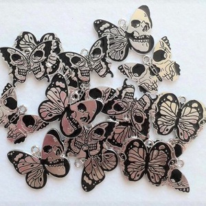 Halloween lepke / pillangó medál - 4 mintával (3055) - kellékek & szerszámok - gyöngyfűzés kellékek - egyéb alkatrész - Meska.hu