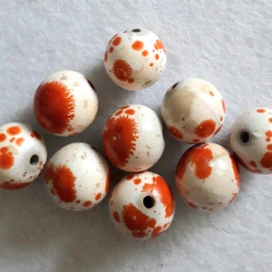 Dalmata gyöngy 3 színben - 12 mm (1611) - kellékek & szerszámok - gyöngyfűzés kellékek - műanyag gyöngy - Meska.hu