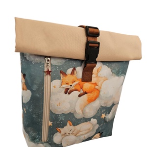 Alvó rókás roll-top hátizsák - táska & tok - hátizsák - roll top hátizsák - Meska.hu