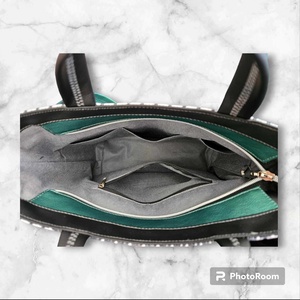 Csini női válltáska ajándék kulcstartóval - táska & tok - variálható táska - Meska.hu