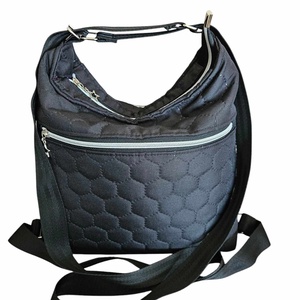 Fekete steppelt kétfunkciós vízálló női táska - táska & tok - variálható táska - Meska.hu