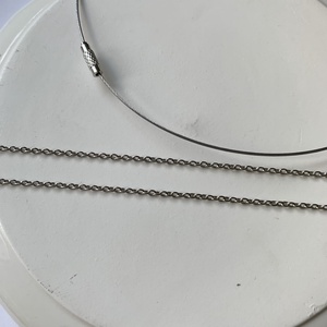 Levendula és sóvirág epoxy medál - ékszer - nyaklánc - medál - Meska.hu