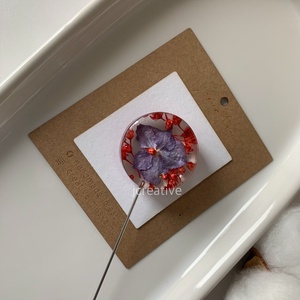 Valódi lila hortenzia virágos epoxy bross - ékszer - kitűző és bross - kitűző - Meska.hu