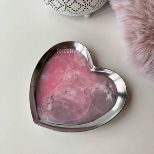 Szív alakú epoxy ékszertartó tálka � egyedi, kézműves darab, Otthon & Életmód, Dekoráció, Asztal és polc dekoráció, Dekorációs tál, tartó, Mindenmás, MESKA