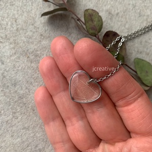 Szív formájú medál igazi fátyol levéllel - Meska.hu