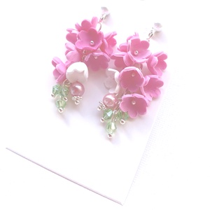 Rózsaszín virágfürt - ékszer - fülbevaló - lógó fülbevaló - Meska.hu