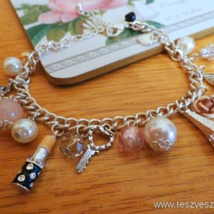 Csajos bizsu karkötő charmokkal PÁRIZS stílusában - Meska.hu