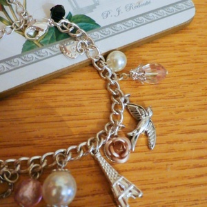 Csajos bizsu karkötő charmokkal PÁRIZS stílusában -  - Meska.hu