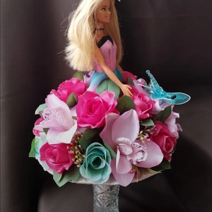 Egyedi Eredeti Mattel Barbie ballagási csokor - otthon & életmód - virágdekoráció - virágok - virágcsokor - Meska.hu