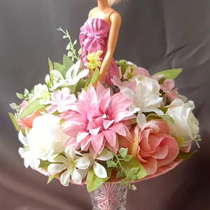 Egyedi Eredeti Mattel Barbie ballagási csokor - otthon & életmód - virágdekoráció - virágok - virágcsokor - Meska.hu