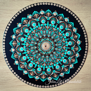 Egyedi kézzel festett újrahasznosított 30 cm átmérőjű bakelit hanglemez mandala, Otthon & Életmód, Dekoráció, Spiritualitás, Mandala, Festészet, Festett tárgyak, MESKA