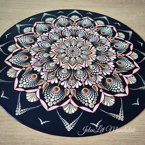 Egyedi kézzel festett újrahasznosított 30 cm átmérőjű bakelit hanglemez mandala - otthon & életmód - dekoráció - spiritualitás - mandala - Meska.hu