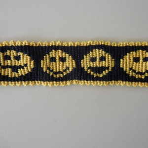 Smile-karkötő - ékszer - karkötő - fonott karkötő - Meska.hu