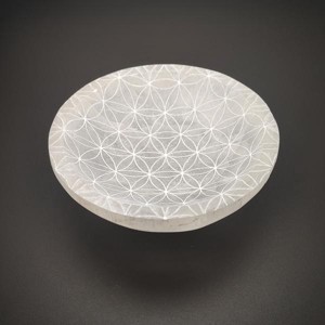 Szelenit talpas kerek tál gravírozott Életvirág mintával 10 cm, Kellékek & szerszámok, Ásvány alapanyag, Szelenit korong, , MESKA