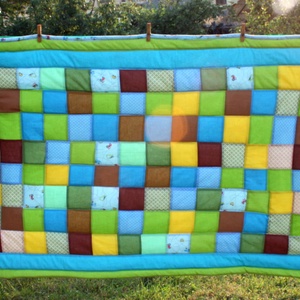 Kockás patchwork babatakaró - otthon & életmód - babaszoba, gyerekszoba - babatakaró, gyerek pléd - Meska.hu