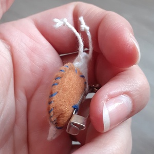 Csiga kitűző  - ékszer - kitűző és bross - kitűző - Meska.hu