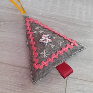 Filc karácsonyfa , Karácsony, Karácsonyi lakásdekoráció, Karácsonyfadíszek, Varrás, Patchwork, foltvarrás, MESKA
