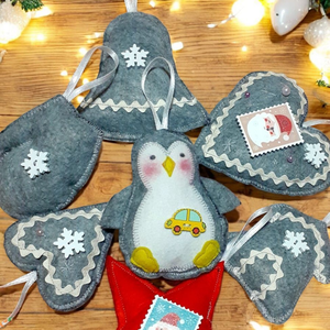 Ezüst szürke karácsonyfadísz csomag - karácsony - karácsonyi lakásdekoráció - karácsonyfadíszek - Meska.hu Ezüst szürke karácsonyfadísz csomag - karácsony - karácsonyi lakásdekoráció - karácsonyfadíszek - Meska.hu