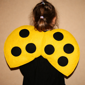 Sárga Katica szárny  filcből és csáp - ruha & divat - jelmez & álarc - jelmez - Meska.hu