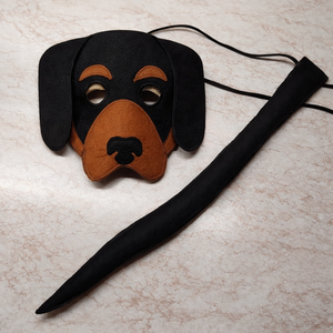 Tacskó kutyus álarc és farok filcből - Meska.hu