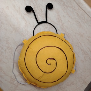 2 évesre való Csiga  jelmez filcből és csáp - ruha & divat - jelmez & álarc - jelmez - Meska.hu