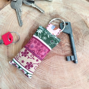 Textil kulcstartó - táska & tok - kulcstartó & táskadísz - kulcstartó - Meska.hu