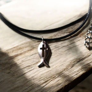 Keresztény halacska medál és  fülbevaló  szett - ékszer - ékszerszett - Meska.hu