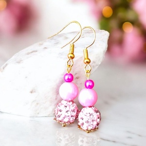 Rózsaszín pink rosegold Gyöngyös kézműves fülbevaló - ékszer - fülbevaló - lógó fülbevaló - Meska.hu