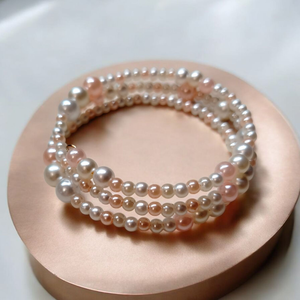 Fehér gyöngyös memoria karkötő , Ékszer, Karkötő, Memóriadrótos karkötő, Ékszerkészítés, MESKA