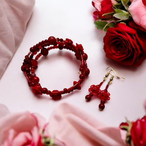 Piros rózsa memoria karkötő és fülbevaló szett - ékszer - karkötő - memóriadrótos karkötő - Meska.hu