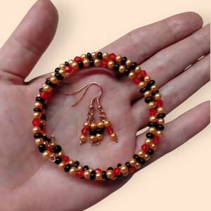 Piros arany fekete gyöngyös memoria karkötő , Ékszer, Karkötő, Memóriadrótos karkötő, Ékszerkészítés, MESKA