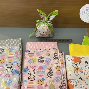 Nyuszifüles ajándéktartó zsák - ünnepi díszek, dekorációk - húsvéti díszek és dekorációk - húsvéti ajándékátadó - Meska.hu