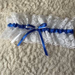 Combcsipke - esküvő - kiegészítők - kitűző - Meska.hu