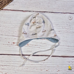 Gyerek megkötős sapka - Drapp autók - Meska.hu