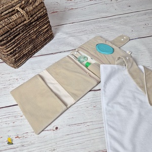 Maxi pelenkatartó táska - Beige bársony - baba - mama - pelenkázó, babafürdető kellékek - pelenkázó neszeszer, pelenkatartó - Meska.hu