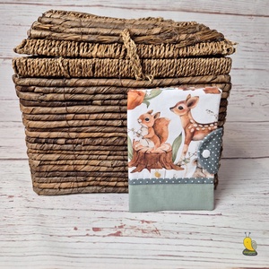 Egészségügyi kiskönyv borító - Erdei állatok - Meska.hu