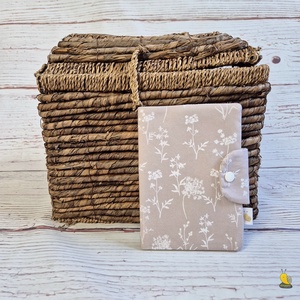 Egészségügyi kiskönyv borító - Mezei virágok, Baba - mama, Babaemlékek, Egészségügyi kiskönyv borító, Varrás, MESKA