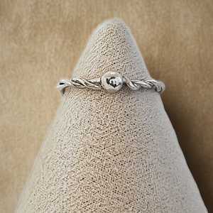 Csavart ezüst gyűrű 54-es méret - ékszer - gyűrű - kerek gyűrű - Meska.hu