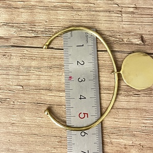 Aranyozott sárgaréz karperec  - ékszer - karkötő - karperec - Meska.hu