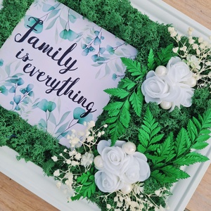Falikép - Izlandi zuzmóval és Family is everything felirattal - otthon & életmód - dekoráció - fali és függő dekoráció - zuzmókép, mohakép - Meska.hu