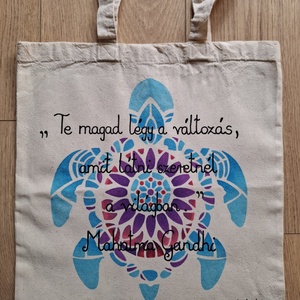 Gandhi idézetes vászontáska - táska & tok - bevásárlás & shopper táska - shopper, textiltáska, szatyor - Meska.hu