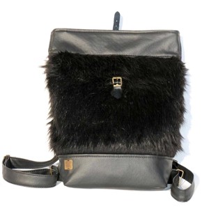SuziartBag Fekete szőrmés hátizsák - táska & tok - kézitáska & válltáska - válltáska - Meska.hu