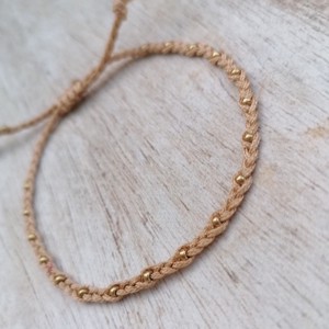 Spun Beige & Gold karkötő  - ékszer - karkötő - gyöngyös karkötő - Meska.hu