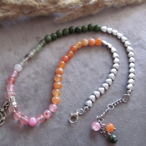 Egyedi Spirál Medálos Choker Szív Hematit  Napkő  Zöld Kalcedon 8mm Gyöngyökkel természetes Ásvány Nyaklánc - ékszer - nyaklánc - medál - Meska.hu