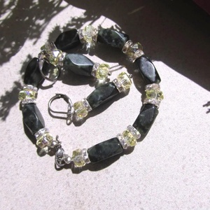 Kézzel készült Jáspis és Sárga Kristály Ékszerszett � Zöld Ásvány Karkötő és Fülbevaló - ékszer - ékszerszett - Meska.hu