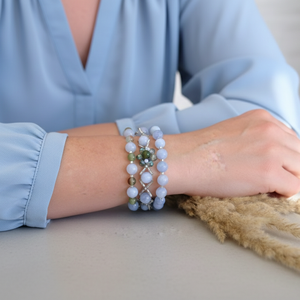  Virágzó harmónia és belső nyugalom akvamarine virágos három részes karkötő szett - ékszer - karkötő - széles karkötő - Meska.hu