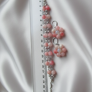 Édes Harmónia: Rózsaszín Jáde és Opál Csillogás � Karkötő és Virág Fülbevaló Szett - ékszer - ékszerszett - Meska.hu