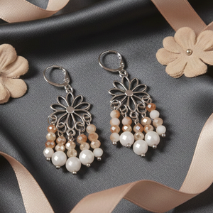 Virágos Elegancia Ásvány Fülbevaló � Fehér achát és bézs kristály fülbevaló, Ékszer, Fülbevaló, Csillár fülbevaló, Ékszerkészítés, MESKA