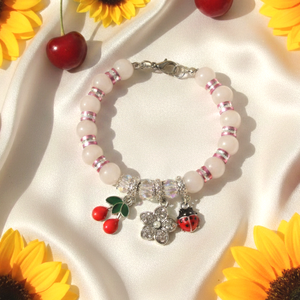 Rózsakvarc karkötő - Cseresznyés Katicás Virágos egyedi ásványékszer - ékszer - karkötő - ásványkarkötő - Meska.hu